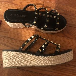 Olivia Miller brand new platform sandals